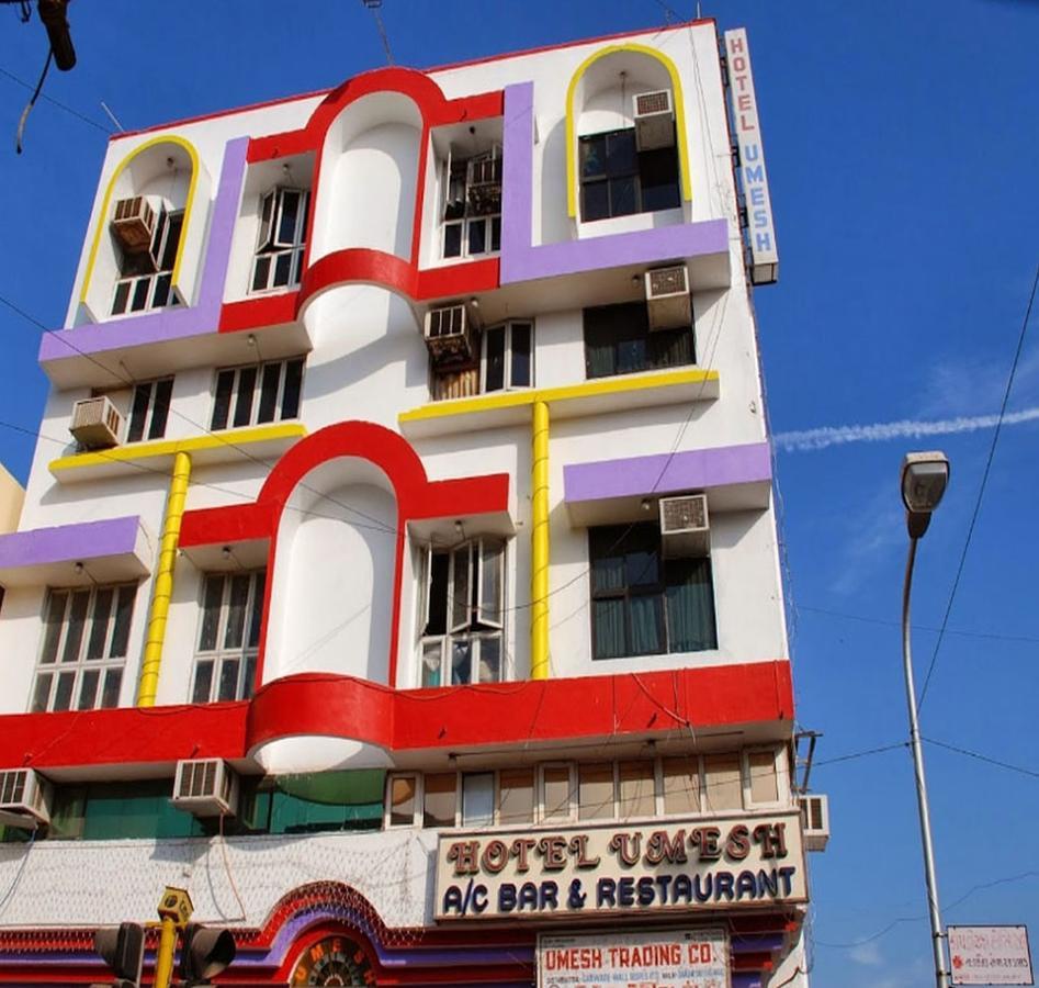 Hotel Umesh Daman Exterior foto
